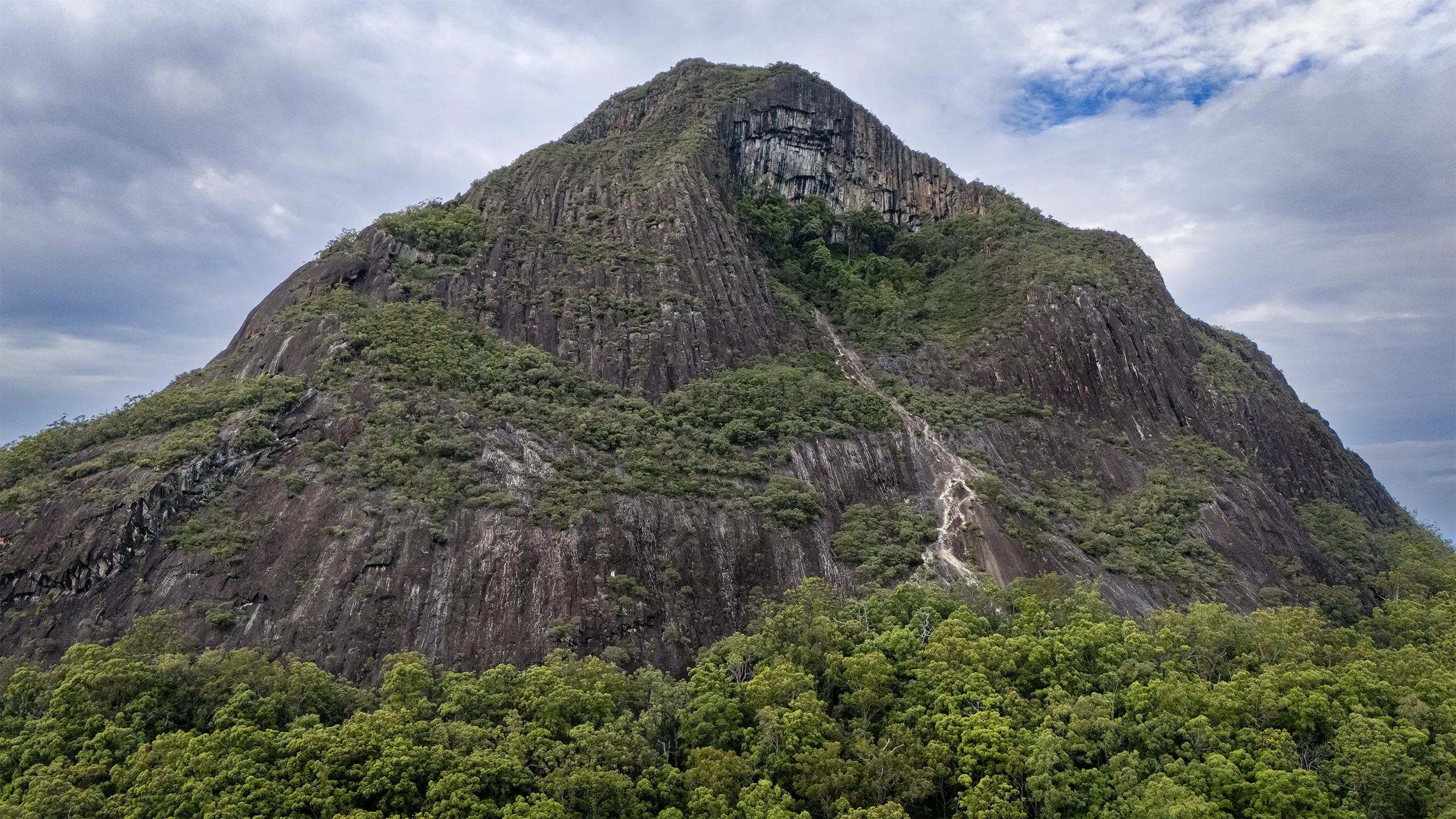 Mt Berwaah hike | Scenic Summit Near Brisbane